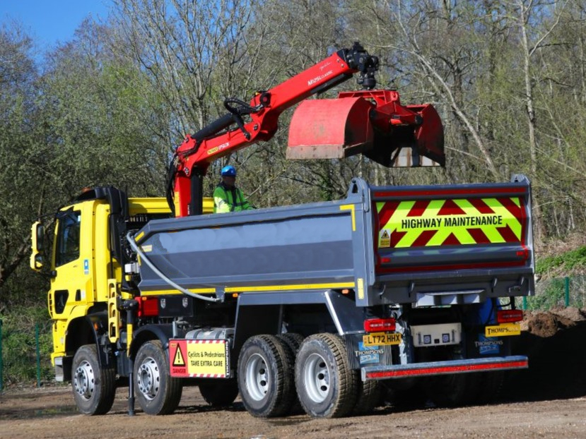 8x4 Tipper Grab